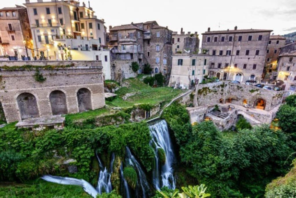 Apartamento Alla Fontana Di Gemma Via Dei Sosii 69 Tívoli Exterior foto