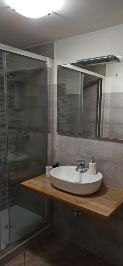 Apartamento Alla Fontana Di Gemma Via Dei Sosii 69 Tívoli Exterior foto